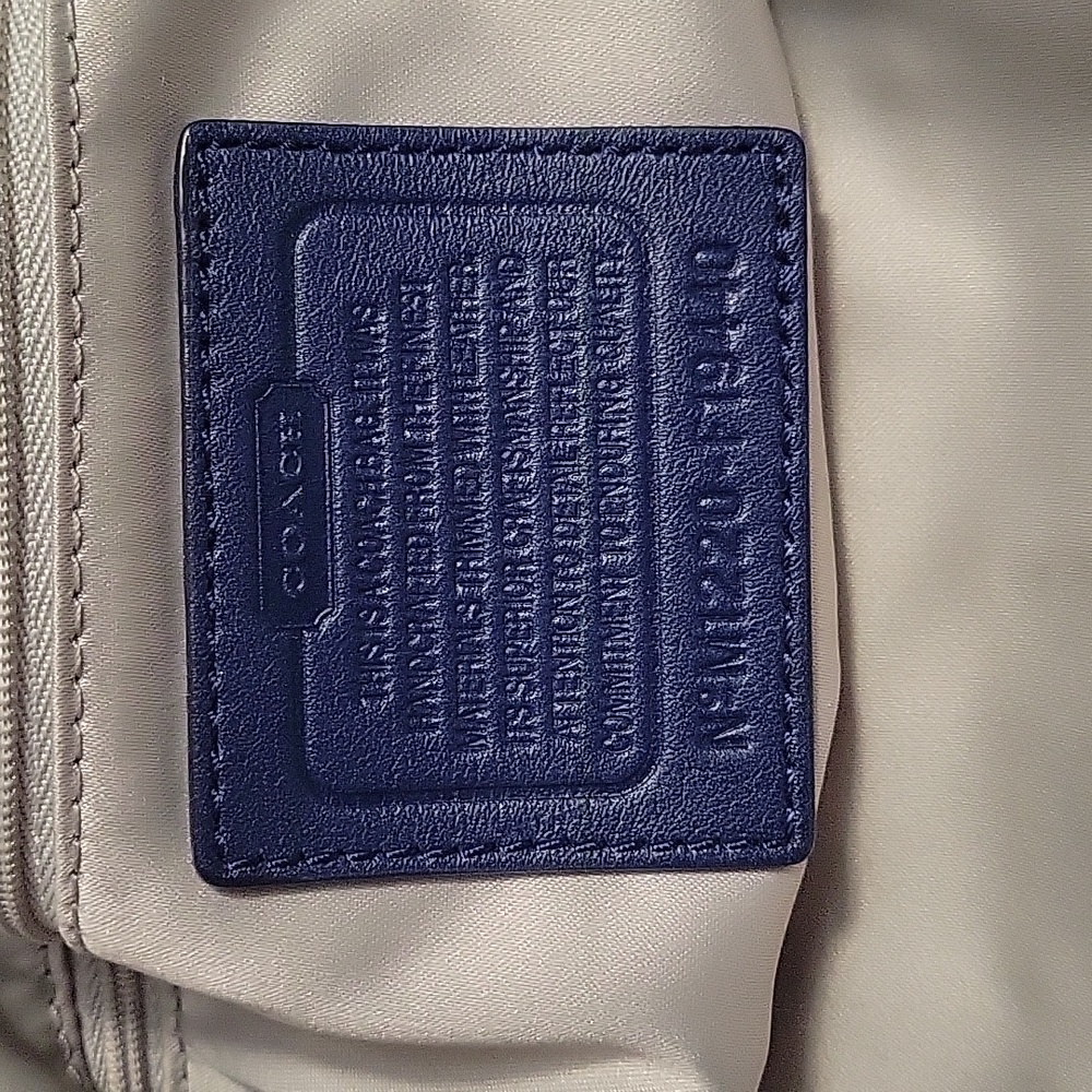 Coach Laura Signature Tote - Picture 9 of 11